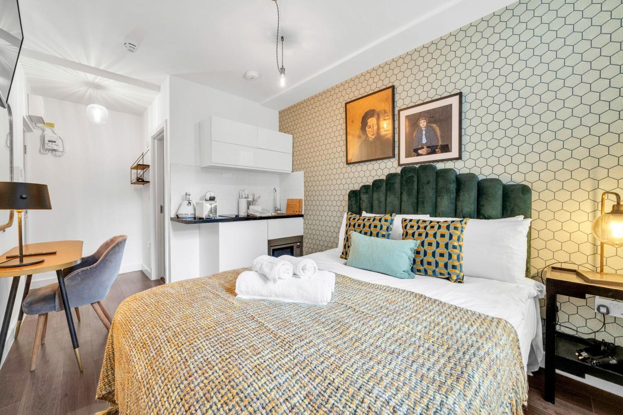 Urban Elegance Luxury Living With Kitchenette Londres